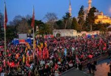 Ογκώδεις αντιπολιτευτικές κινητοποιήσεις ενάντια στο πραξικόπημα Ερντογάν, σύλληψης και φυλάκισης του Ιμάμογλου