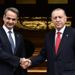 Μηχανορραφίες και παραπλανητικά κηρύγματα των εγχώριων λακέδων της Δύσης, ανοίγουν «κερκόπορτες» για Κυπριακό και Αιγαίο
