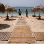 «Κοινωνικός τουρισμός» ή κοινωνική εξαπάτηση;