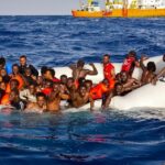 Αντεργατικά, αυταρχικά μέτρα και ρατσιστικός παροξυσμός