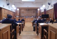 Ο Ν. Κακλαμάνης επιχειρεί να προστατεύσει τους Φραπέδες, τους Χασάπηδες και συνολικά το κυβερνών κόμμα από την οργή του λαού