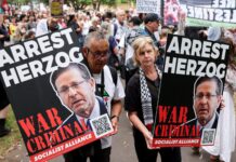 Διαδηλώσεις με επεισόδια στην Αυστραλία κατά της επίσκεψης Χέρτζογκ