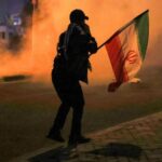 Για την πολιτική των «ίσων αποστάσεων» δυνάμεων που αναφέρονται στην Αριστερά