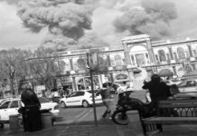Πνιγηρή και χυδαία η προπαγάνδα πολέμου της Δύσης