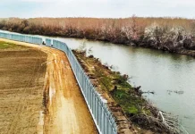 Εξαγγελίες για φράχτες και αντιμεταναστευτικές κορώνες από το Μητσοτάκη, ενώ ο Έβρος βούλιαζε