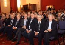 Η επανεκλογή Παναγόπουλου στη θέση του πρόεδρου της ΓΣΕΕ δείχνει τον βαθμό άλωσης της ανώτερης συνδικαλιστικής οργάνωσης από τους φιλοκυβερνητικούς και φιλεργοδοτικούς μηχανισμούς