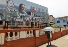 Η Κούβα παραδίδεται στην οικονομία της αγοράς στον απόηχο του οικονομικού πολέμου των ΗΠΑ